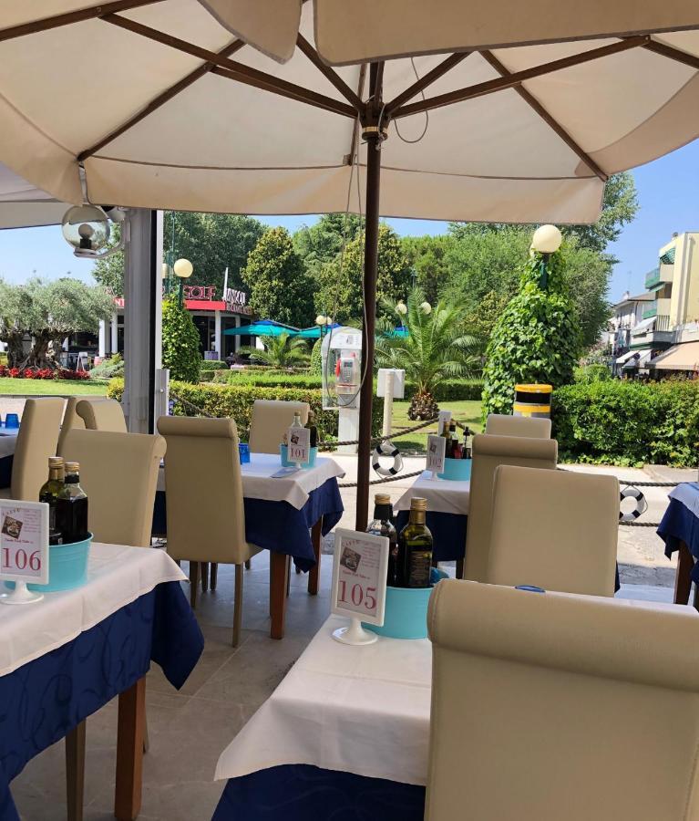 Hotel Adriatico Bibione Exterior foto