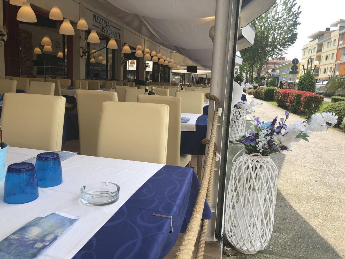 Hotel Adriatico Bibione Exterior foto